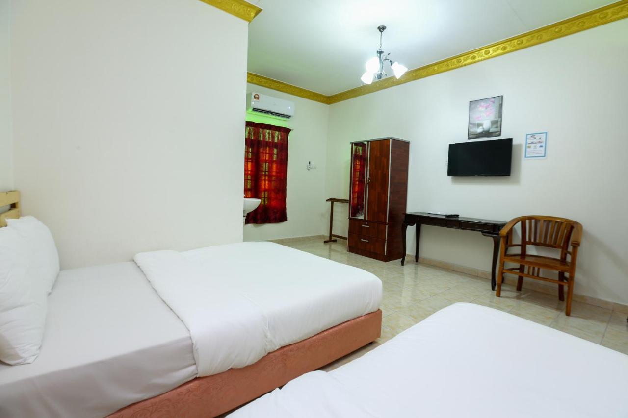 OYO 89887 Chalet Yunie Marang Dış mekan fotoğraf
