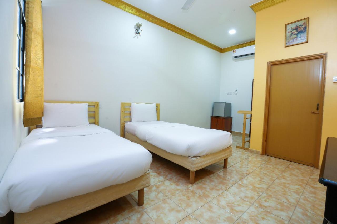 OYO 89887 Chalet Yunie Marang Dış mekan fotoğraf