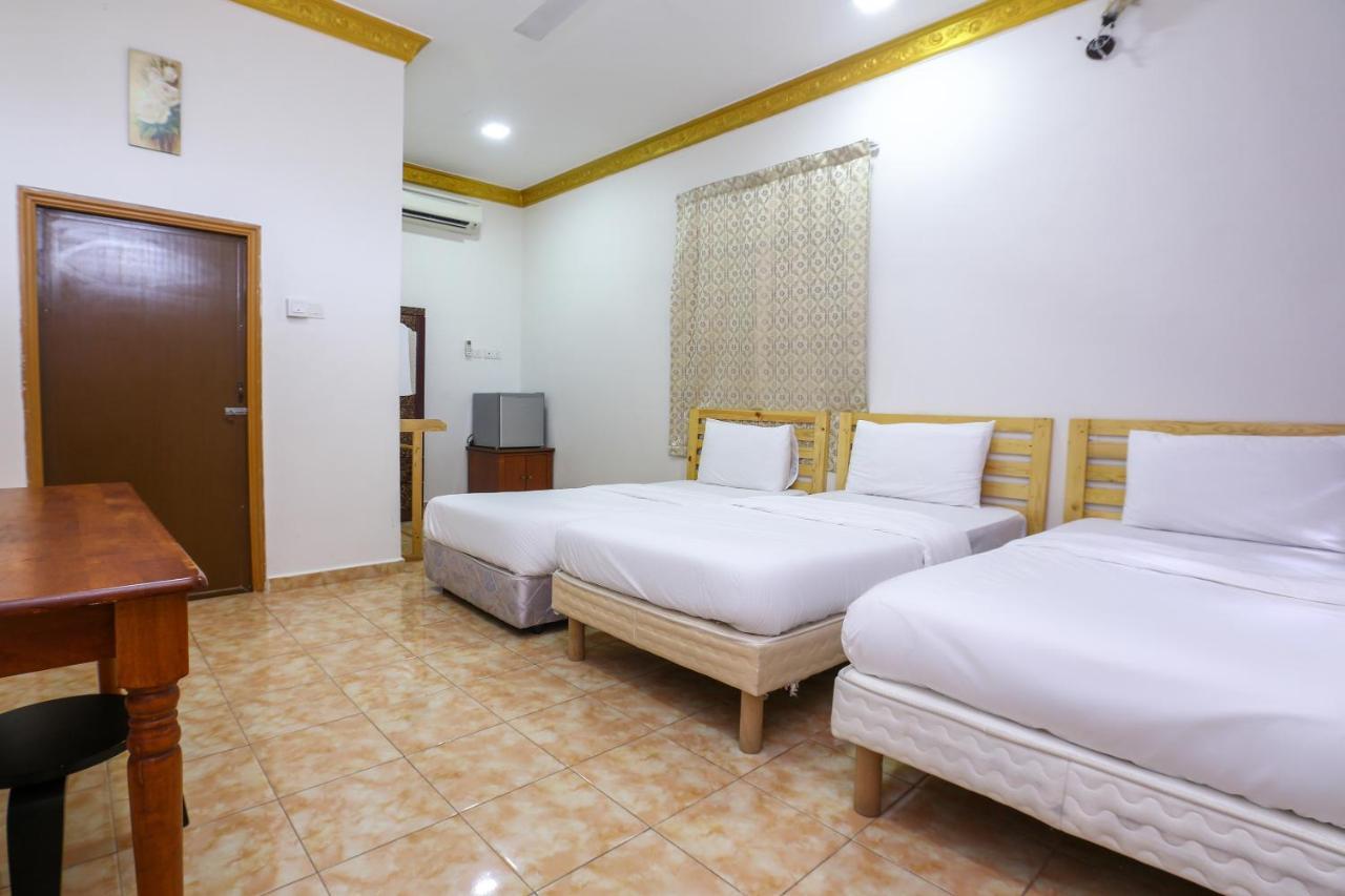 OYO 89887 Chalet Yunie Marang Dış mekan fotoğraf