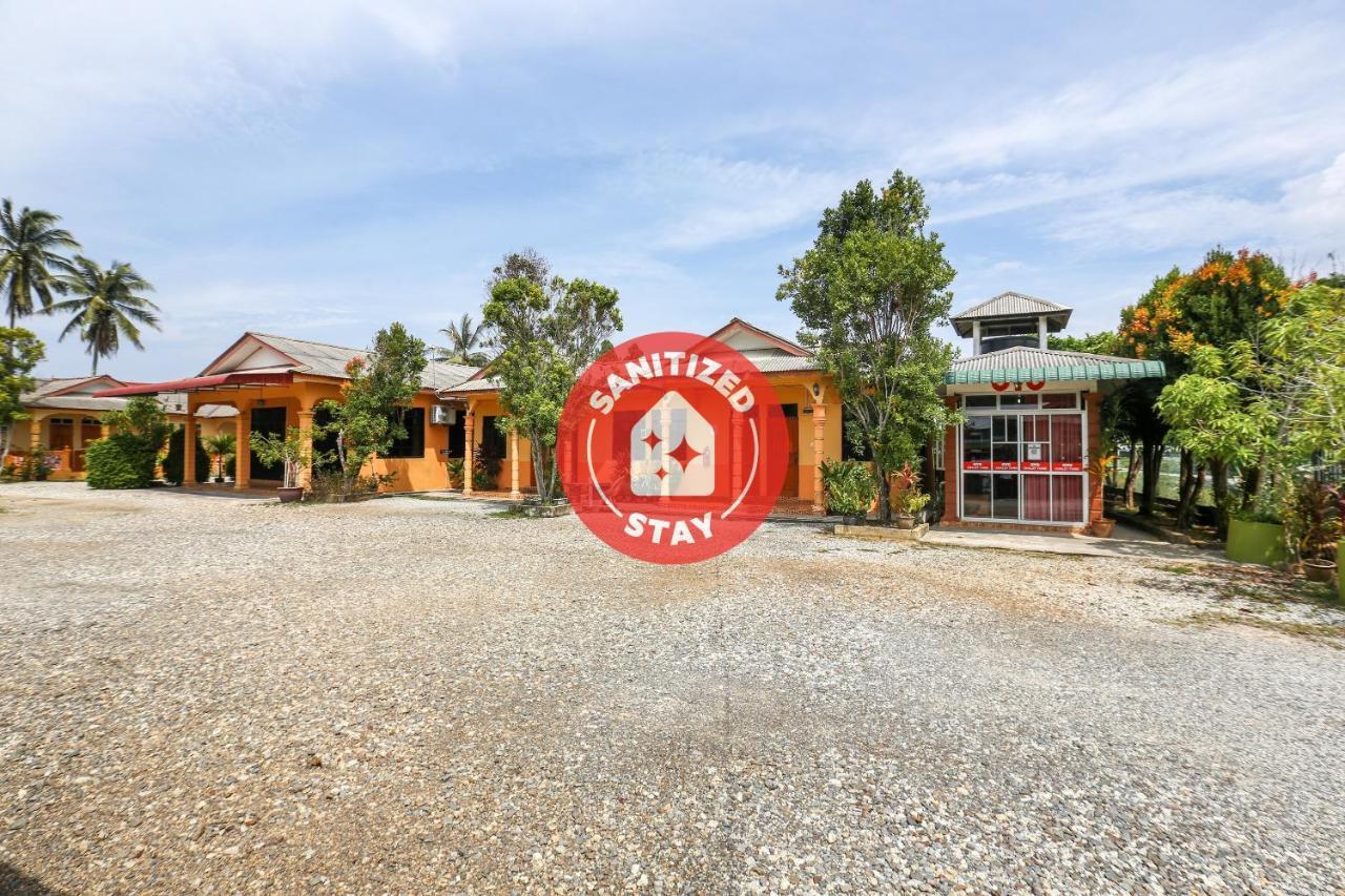 OYO 89887 Chalet Yunie Marang Dış mekan fotoğraf