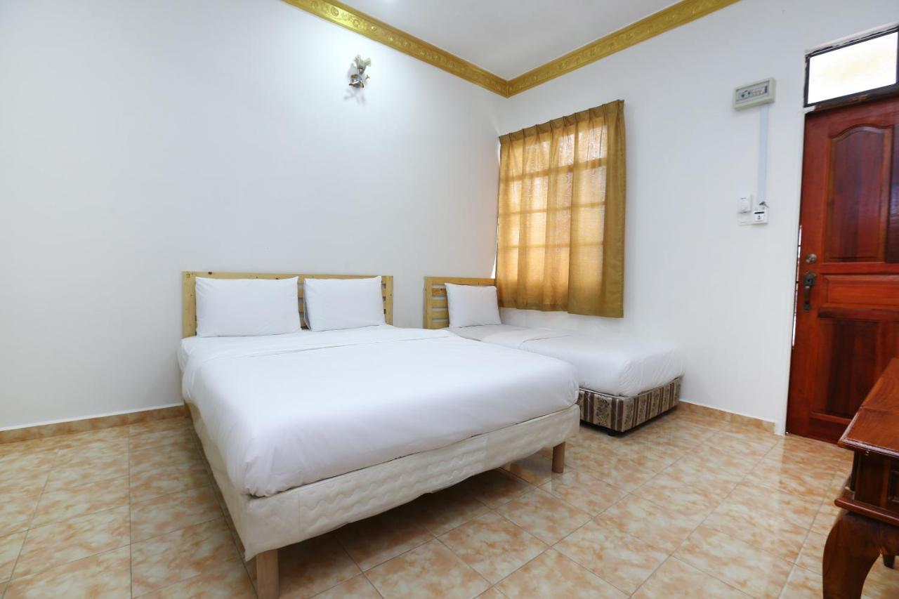 OYO 89887 Chalet Yunie Marang Dış mekan fotoğraf