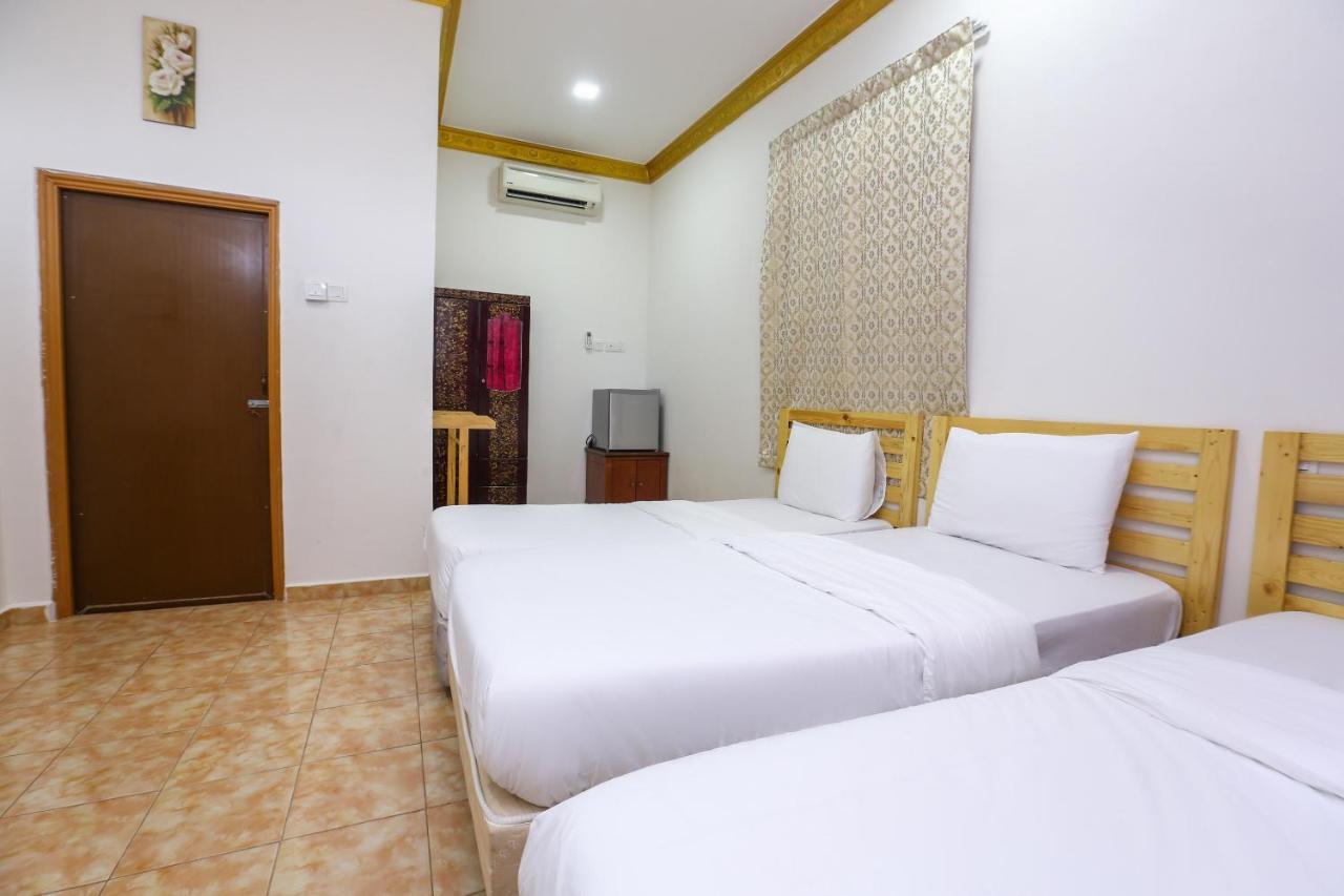 OYO 89887 Chalet Yunie Marang Dış mekan fotoğraf