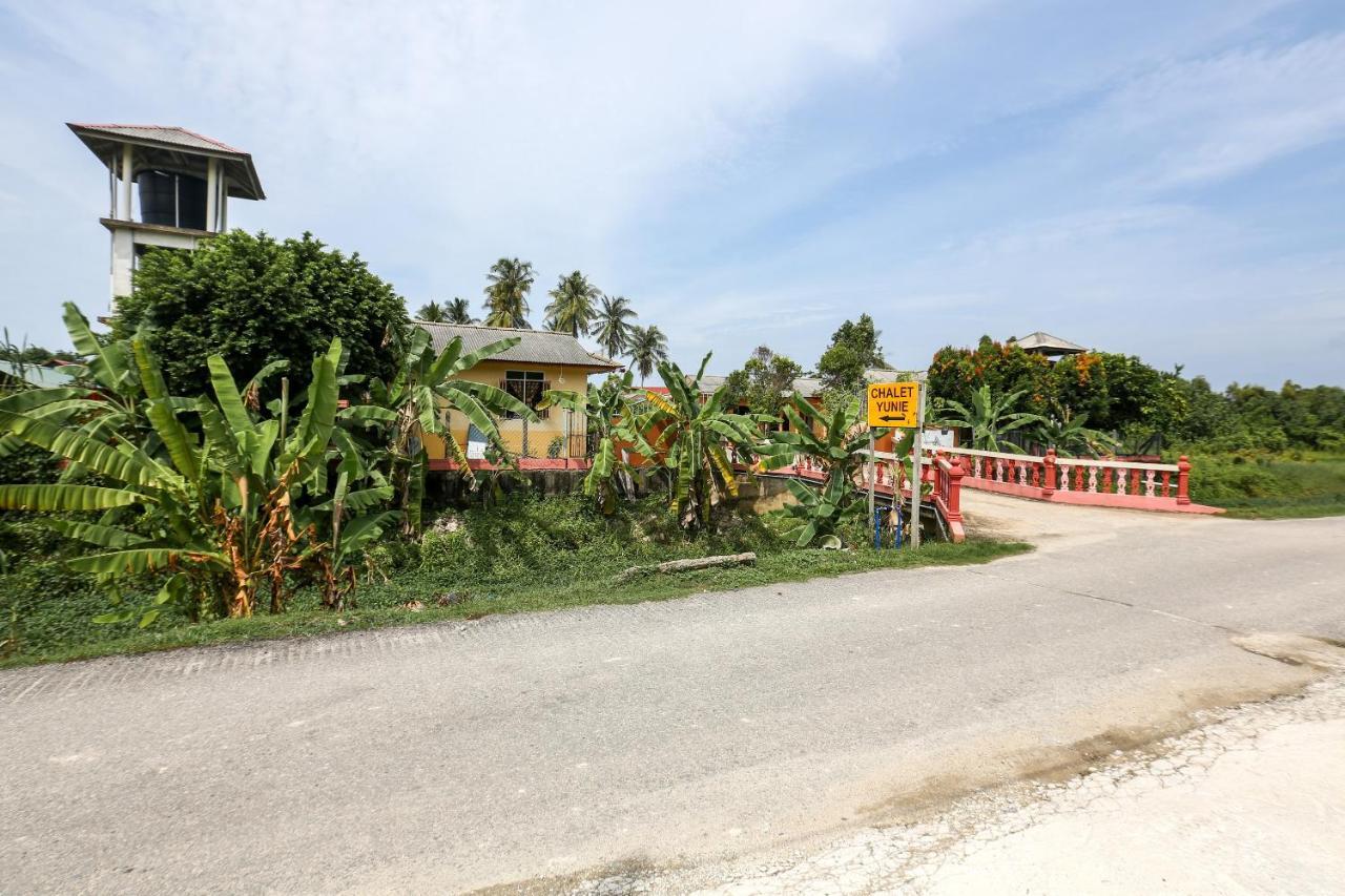 OYO 89887 Chalet Yunie Marang Dış mekan fotoğraf