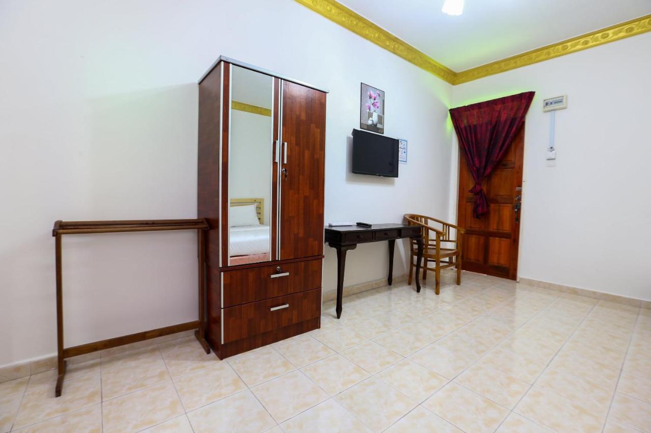 OYO 89887 Chalet Yunie Marang Dış mekan fotoğraf
