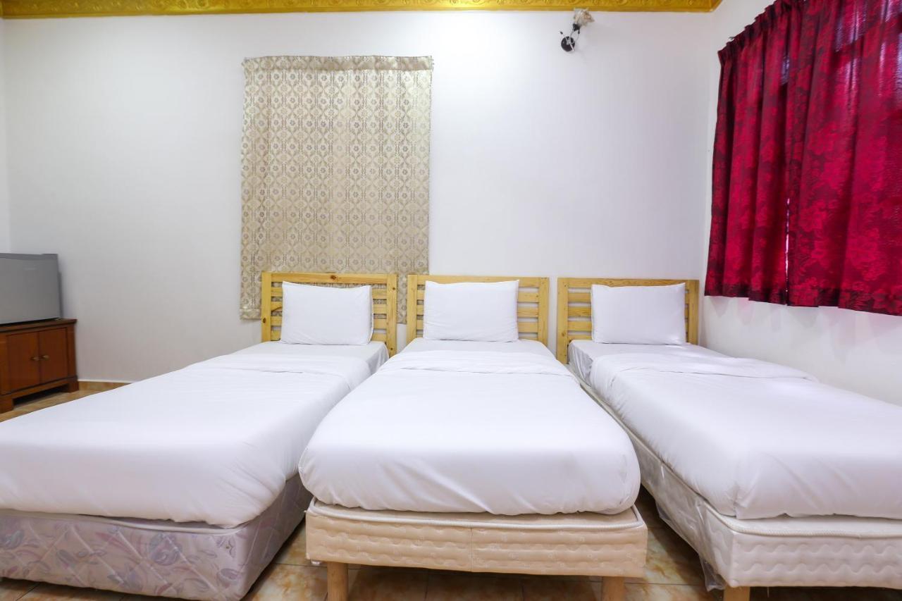 OYO 89887 Chalet Yunie Marang Dış mekan fotoğraf